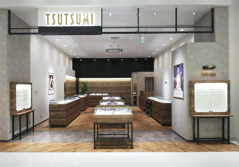 イオンモール津南店